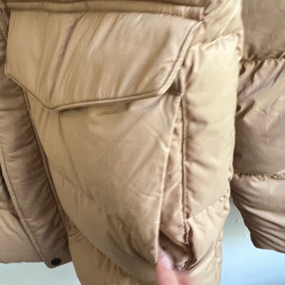 Patagonia Men’s Silent Down Parka - Picture 6 of 9